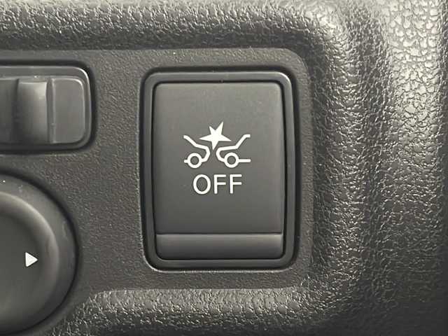 日産 ノート e－パワー メダリスト 茨城県 2017(平29)年 1.2万km プレミアムコロナオレンジ 純正SDナビ/CD/DVD/BT/フルセグテレビ/全方位カメラ/デジタルインナーミラー/エマージェンシーブレーキ/ステアリングスイッチ/革巻きハンドル/プッシュスタート/ハーフレザーシート/純正フロアマット/純正アルミホイール/LEDライト/フォグランプ/オートライト/ドアバイザー/スマートキー