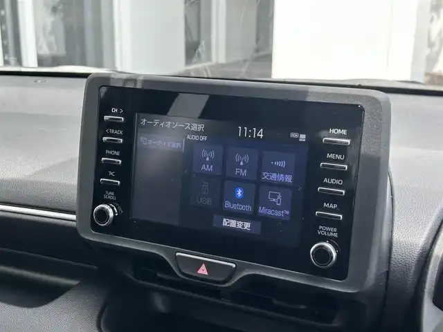 トヨタ ヤリス X 静岡県 2022(令4)年 3.2万km ブラック トヨタセーフティセンス/純正７型ディスプレイオーディオ/バックカメラ/ＢＴオーディオ/ＭＩＲＡＣＡＳＴ/ドラレコ/プロジェクター式ハロゲンヘッドライト/盗難防止装置/サイドカーテンエアバッグ/ＬＤＡ/ＰＣＳ/ＰＫＳＢ/キーレスエントリー/RSA/純正フロアマット/オートハイビーム