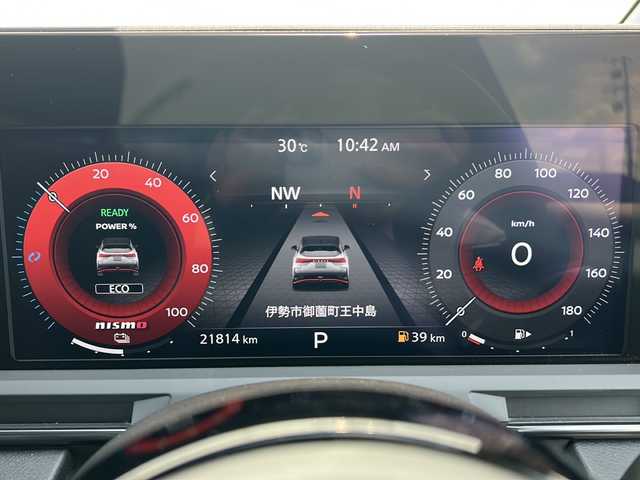 日産 オーラ ニスモ 三重県 2021(令3)年 2.2万km ピュアホワイトパール / スーパーブラック 2トーン 純正ナビ/全周囲カメラ/ＢＳＭ/デジタルインナーミラー/前後ドライブレコーダー/前後コーナーセンサー/ＬＥＤヘッドライト/スペアキー/ビルトインETC2.0/ワンオーナー/レーダークルーズコントロール/電動格納ミラー/禁煙車