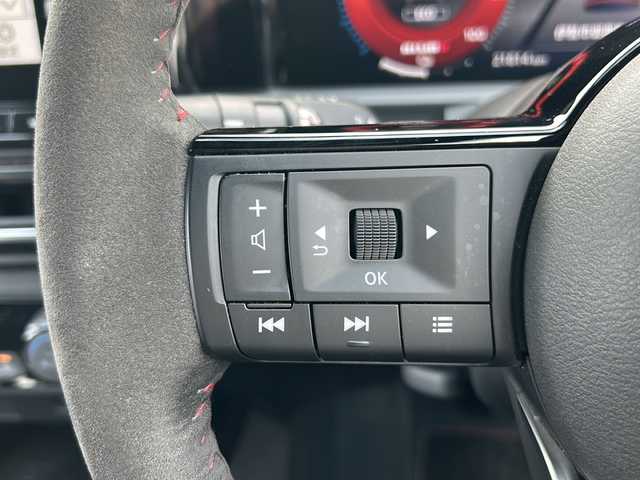 日産 オーラ ニスモ 三重県 2021(令3)年 2.2万km ピュアホワイトパール / スーパーブラック 2トーン 純正ナビ/全周囲カメラ/ＢＳＭ/デジタルインナーミラー/前後ドライブレコーダー/前後コーナーセンサー/ＬＥＤヘッドライト/スペアキー/ビルトインETC2.0/ワンオーナー/レーダークルーズコントロール/電動格納ミラー/禁煙車