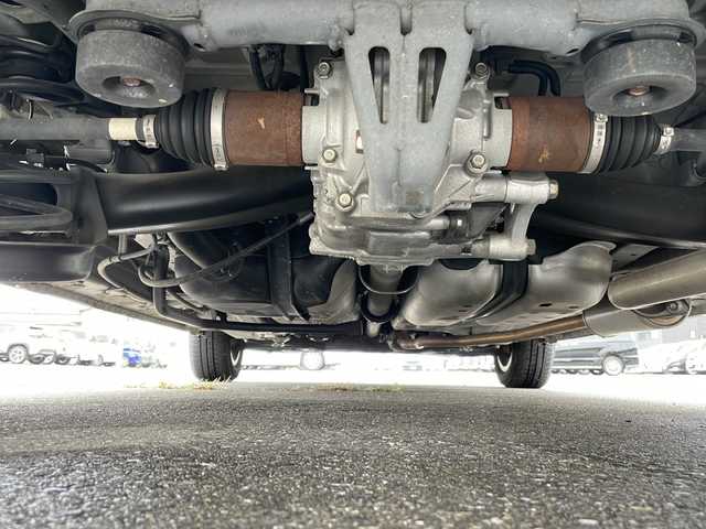 ホンダ フリード＋ ハイブリット G ホンダセンシング 岩手県 2016(平28)年 5.1万km ホワイトオーキッドパール 4WD/純正9インチメモリーナビ/ CD/DVD/Bluetooth/バックカメラ/両側パワースライドドア/HONDA SENSING/・アダプティブクルーズコントロール/・衝突軽減ブレーキ/・車線維持支援システム/・誤発進抑制機能/・先行車発進お知らせ機能/・オートハイビーム/・標識認識機能/ビルトインETC/横滑り防止装置/アイドリングストップ/シートヒーター/オートハイビーム/LEDオートヘッドライト/スマートキー/プッシュスタート/電動格納ミラー/純正15インチAW/純正フロアマット/ドアバイザー/保証書