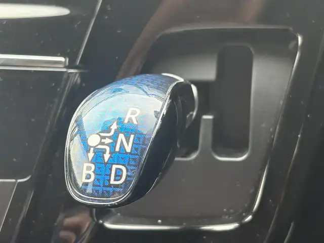 トヨタ プリウス α S チューンブラックⅡ 茨城県 2016(平28)年 7.8万km ブラッキッシュアゲハガラスフレーク 社外ナビ　/-BT/TV/D席N席シートヒーター　/ＥＴＣ　/オートライト　/プッシュスタート　/エアバックＷ　/パワーウィンドウ　/パワーステアリング　/電動格納ミラー　/純正フロアマット　/盗難防止装置　/横滑り防止装置
