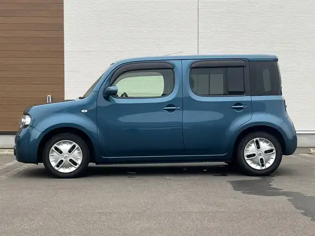日産 キューブ 15X Vセレクション 秋田県 2016(平28)年 5.8万km スオミブルー 純正メモリナビ/フルセグ/バックカメラ/スマートキー/アイドリングストップ/プッシュスタート/ステアリングスイッチ/ETC/純正ドアバイザー/オートライト/オートエアコン/パワーステアリング/パワーウィンドウ/横滑り防止/盗難防止装置/電動格納ミラー/キーレスエントリー