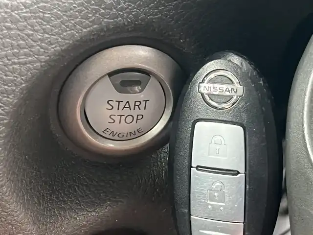 日産 キューブ 15X Vセレクション 秋田県 2016(平28)年 5.8万km スオミブルー 純正メモリナビ/フルセグ/バックカメラ/スマートキー/アイドリングストップ/プッシュスタート/ステアリングスイッチ/ETC/純正ドアバイザー/オートライト/オートエアコン/パワーステアリング/パワーウィンドウ/横滑り防止/盗難防止装置/電動格納ミラー/キーレスエントリー