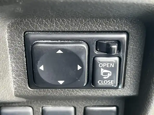 日産 キューブ 15X Vセレクション 秋田県 2016(平28)年 5.8万km スオミブルー 純正メモリナビ/フルセグ/バックカメラ/スマートキー/アイドリングストップ/プッシュスタート/ステアリングスイッチ/ETC/純正ドアバイザー/オートライト/オートエアコン/パワーステアリング/パワーウィンドウ/横滑り防止/盗難防止装置/電動格納ミラー/キーレスエントリー