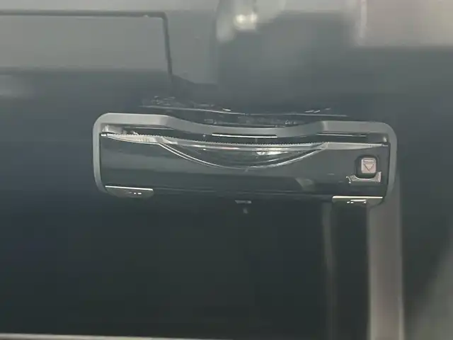 日産 キューブ 15X Vセレクション 秋田県 2016(平28)年 5.8万km スオミブルー 純正メモリナビ/フルセグ/バックカメラ/スマートキー/アイドリングストップ/プッシュスタート/ステアリングスイッチ/ETC/純正ドアバイザー/オートライト/オートエアコン/パワーステアリング/パワーウィンドウ/横滑り防止/盗難防止装置/電動格納ミラー/キーレスエントリー