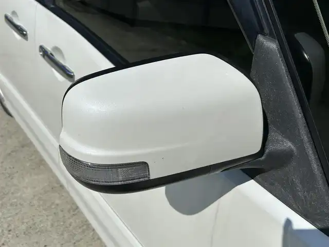 日産 セレナ ハイウェイS G Sハイブリッド 長崎県 2012(平24)年 9.7万km ブリリアントホワイトパール 社外HDDナビ/（CD/DVD/BT/フルセグ）/バックカメラ/フリップダウンモニター/両側パワースライドドア/クルーズコントロール/ETC/オートライト/フォグランプ/電動格納ミラー/スマートキー/プッシュスタート/純正16インチAW