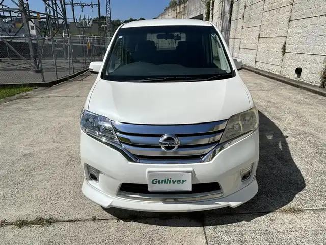 日産 セレナ ハイウェイS G Sハイブリッド 長崎県 2012(平24)年 9.7万km ブリリアントホワイトパール 社外HDDナビ/（CD/DVD/BT/フルセグ）/バックカメラ/フリップダウンモニター/両側パワースライドドア/クルーズコントロール/ETC/オートライト/フォグランプ/電動格納ミラー/スマートキー/プッシュスタート/純正16インチAW
