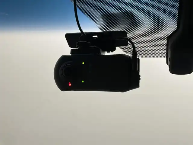 トヨタ アルファードハイブリット エグゼクティブ ラウンジ 岡山県 2021(令3)年 4.5万km ホワイトパールクリスタルシャイン 10.5型純正SDナビ/（BTオーディオ/フルセグ）/JBLサウンドシステム/デジタルインナーミラー/パノラミックビューモニター/12.3インチフリップダウンモニター/ホワイトレザーシート/前席パワーシート/快適温熱シート/2列目エグゼクティブラウンジシート/・パワーリクライニング/・パワーオットマン/・快適温熱シート/ETC2.0/ドライブレコーダー/セーフティセンス/・プリクラッシュセーフティ/・レーントレーシングアシスト/・レーダークルーズコントロール/・BSM/パワーバックドア/両側パワースライドドア/ステアリングヒーター/純正フロアマット