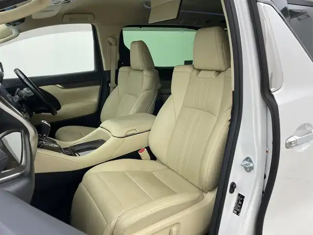 トヨタ アルファードハイブリット エグゼクティブ ラウンジ 岡山県 2021(令3)年 4.5万km ホワイトパールクリスタルシャイン 10.5型純正SDナビ/（BTオーディオ/フルセグ）/JBLサウンドシステム/デジタルインナーミラー/パノラミックビューモニター/12.3インチフリップダウンモニター/ホワイトレザーシート/前席パワーシート/快適温熱シート/2列目エグゼクティブラウンジシート/・パワーリクライニング/・パワーオットマン/・快適温熱シート/ETC2.0/ドライブレコーダー/セーフティセンス/・プリクラッシュセーフティ/・レーントレーシングアシスト/・レーダークルーズコントロール/・BSM/パワーバックドア/両側パワースライドドア/ステアリングヒーター/純正フロアマット