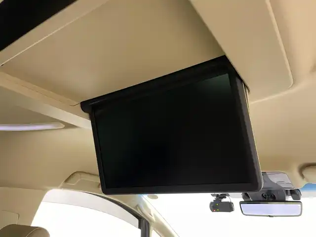 トヨタ アルファードハイブリット エグゼクティブ ラウンジ 岡山県 2021(令3)年 4.5万km ホワイトパールクリスタルシャイン 10.5型純正SDナビ/（BTオーディオ/フルセグ）/JBLサウンドシステム/デジタルインナーミラー/パノラミックビューモニター/12.3インチフリップダウンモニター/ホワイトレザーシート/前席パワーシート/快適温熱シート/2列目エグゼクティブラウンジシート/・パワーリクライニング/・パワーオットマン/・快適温熱シート/ETC2.0/ドライブレコーダー/セーフティセンス/・プリクラッシュセーフティ/・レーントレーシングアシスト/・レーダークルーズコントロール/・BSM/パワーバックドア/両側パワースライドドア/ステアリングヒーター/純正フロアマット