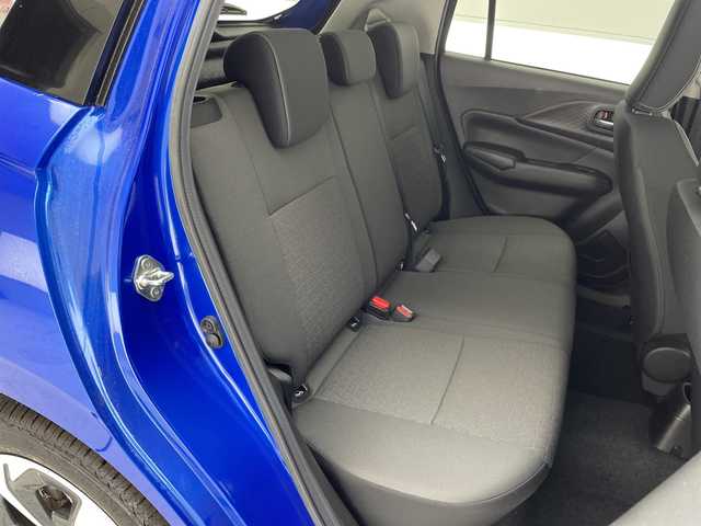 スズキ スイフト HYBRID MZ 愛知県 2023(令5)年 0.1万km 青 純正9型ディズプレイオーディオナビ/全方位カメラ/レーダークルーズコントロール/シートヒーター/フルセグ/CD DVD/Bluetooth/バックカメラ/コーナーセンサー/純正アルミホイール/ブラインドスポットモニター/LEDヘッドライト/パドルシフト/レーンキープアシスト/ワイヤレス充電機/衝突軽減システム/ステアリングスイッチ/スマートキー/プッシュスタート