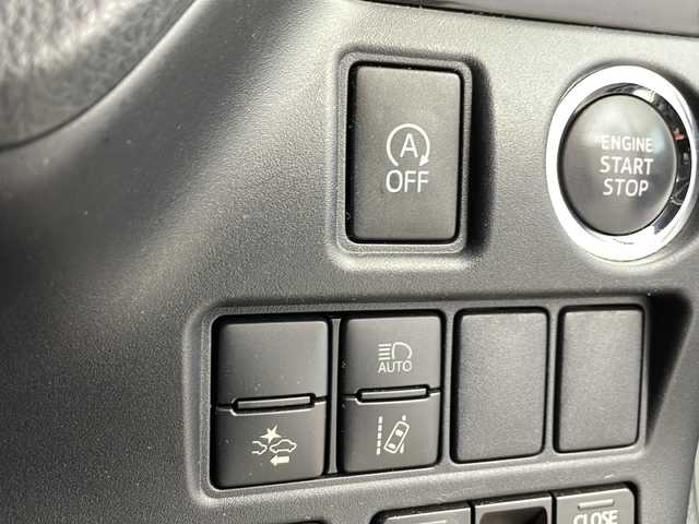 トヨタ ノア Si ダブルバイビー 愛知県 2018(平30)年 4.9万km ホワイトパールクリスタルシャイン /禁煙車//特別仕様車”Si W×B”//純正10インチナビ(NSZN-Z68T)//フルセグTV・AM・FM・CD・DVD・SD・Bluetooth//バックカメラ//ビルトインETC//純正後席フリップダウンモニター//前方ドライブレコーダー(ZDR025)//特別装備/- メッキエクステリアガーニッシュ/- メッキ外側ドアハンドル/- メッキ内側ドアハンドル/- 合皮コンビシート/- 合皮ドアトリム//トヨタセーフティセンス/- プリクラッシュセーフティ/- レーンディパーチャーアラート/- オートハイビーム//クルーズコントロール//LEDヘッドライト//オートライト//LEDフォグランプ//両側パワースライドドア//バックドアイージークローザー//前席シートヒーター//リアオートエアコン//純正16インチアルミホイール//純正フロアマット//革巻きステアリング//ステアリングスイッチ//プッシュスタート//電動格納ミラー//アイドリングストップ//イモビライザー//新車保証書・取扱説明書//スペアキー