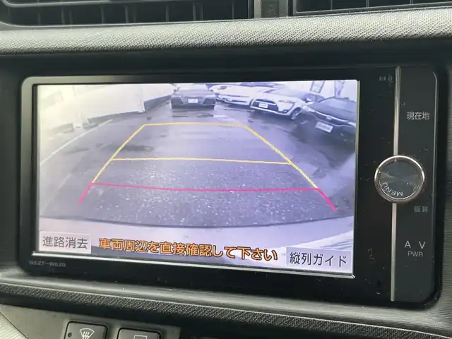 トヨタ アクア S 愛知県 2013(平25)年 14.5万km グレーメタリック ワンオーナー/SDナビ/フルセグテレビ/バックカメラ/アイドリングストップ/ウィンカーミラー/ドアバイザー/プッシュスタート/ETC/AAC/Bluetooth/純正フロアマット/前後コーナーセンサー/オートライト/ステアリングスイッチ/車両接近警報オフ切り替えスイッチ/ヘッドライトクリーナースイッチ/保証書/取扱説明書/スマートキー2本