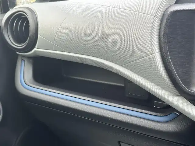 トヨタ アクア S 愛知県 2013(平25)年 14.5万km グレーメタリック ワンオーナー/SDナビ/フルセグテレビ/バックカメラ/アイドリングストップ/ウィンカーミラー/ドアバイザー/プッシュスタート/ETC/AAC/Bluetooth/純正フロアマット/前後コーナーセンサー/オートライト/ステアリングスイッチ/車両接近警報オフ切り替えスイッチ/ヘッドライトクリーナースイッチ/保証書/取扱説明書/スマートキー2本