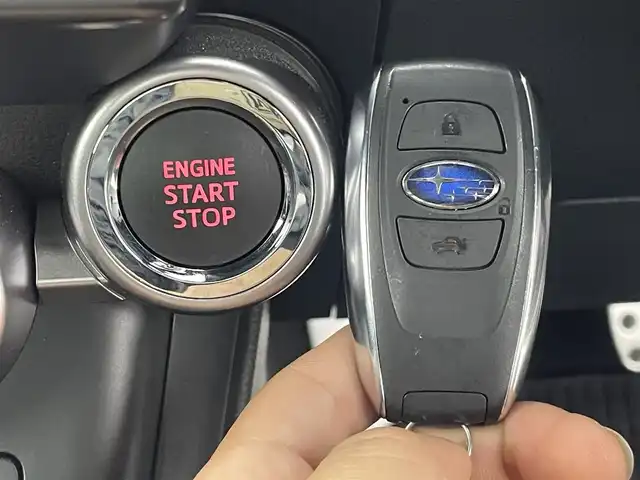 スバル ＢＲＺ S 群馬県 2021(令3)年 1.6万km クリスタルホワイトP STIエアロパッケージ/純正アルパインナビ/・CD/DVD/SD/Bluetooth/フルセグTV/=======/ＳＴＩエアロパッケージ　純正アルパインナビ　バックカメラ　ハーフレザーシート　シートヒーター　アイサイト　追従クルーズコントロール　パドルシフト　ＥＴＣ　ドライブレコーダー　純正１８インチＡＷ　禁煙車