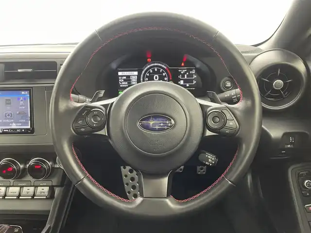 スバル ＢＲＺ S 群馬県 2021(令3)年 1.6万km クリスタルホワイトP STIエアロパッケージ/純正アルパインナビ/・CD/DVD/SD/Bluetooth/フルセグTV/=======/ＳＴＩエアロパッケージ　純正アルパインナビ　バックカメラ　ハーフレザーシート　シートヒーター　アイサイト　追従クルーズコントロール　パドルシフト　ＥＴＣ　ドライブレコーダー　純正１８インチＡＷ　禁煙車