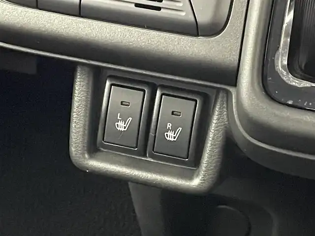 スズキ スペーシア カスタム HYBRID XS 埼玉県 2024(令6)年 1.6万km 緑 純正９インチナビ　全方位モニター　ＨＵＤ　ＥＴＣ前後ドライブレコーダー　セーフティサポート　アダプティブクルーズコントロール　シートヒーター　ステアリングヒーター　ＨＤＭＩ　オートハイビーム　ＬＥＤ