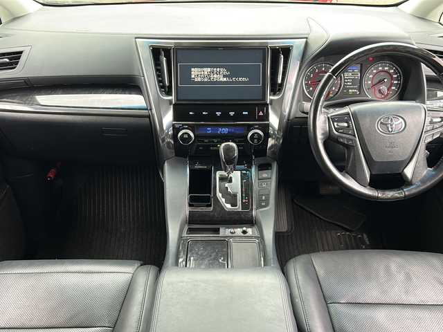 トヨタ ヴェルファイア Z Gエディション 岐阜県 2018(平30)年 8.7万km ブラック 登録時走行距離　86264km/純正１０インチナビ/１２インチフリップダウンモニタ/フルセグ/シートヒーター/エアシート/オットマン/バックカメラ/パワーバックドア/オートマチックハイビーム/ＤＶＤ再生機能/Bluetooth接続/トヨタセーフティセンス/前後コーナーセンサー/ビルトインＥＴＣ/WAC/スマートキー/プッシュスタート/純正18インチAW/レザーシート/社外フロアマット