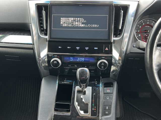 トヨタ ヴェルファイア Z Gエディション 岐阜県 2018(平30)年 8.7万km ブラック 登録時走行距離　86264km/純正１０インチナビ/１２インチフリップダウンモニタ/フルセグ/シートヒーター/エアシート/オットマン/バックカメラ/パワーバックドア/オートマチックハイビーム/ＤＶＤ再生機能/Bluetooth接続/トヨタセーフティセンス/前後コーナーセンサー/ビルトインＥＴＣ/WAC/スマートキー/プッシュスタート/純正18インチAW/レザーシート/社外フロアマット