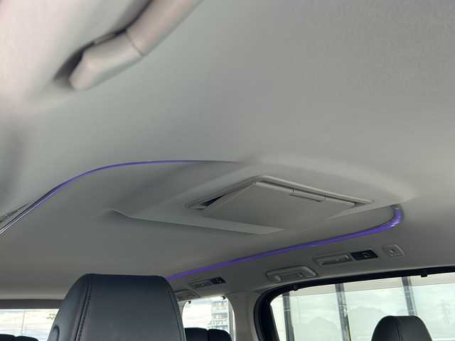 トヨタ ヴェルファイア Z Gエディション 岐阜県 2018(平30)年 8.7万km ブラック 登録時走行距離　86264km/純正１０インチナビ/１２インチフリップダウンモニタ/フルセグ/シートヒーター/エアシート/オットマン/バックカメラ/パワーバックドア/オートマチックハイビーム/ＤＶＤ再生機能/Bluetooth接続/トヨタセーフティセンス/前後コーナーセンサー/ビルトインＥＴＣ/WAC/スマートキー/プッシュスタート/純正18インチAW/レザーシート/社外フロアマット