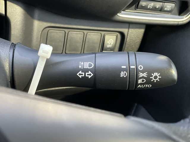 日産 セレナ ハイウェイスターVセレクションⅡ 新潟県 2018(平30)年 5.4万km マルーンレッド 2トーン ワンオーナー/純正9インチナビ(MM518D-L)/（CD/DVD/Bluetooth/Blu-ray/SD)/フルセグTV/プロパイロット/全方位カメラ/フリップダウンモニター/衝突軽減ブレーキ/レーダークルーズコントロール/レーンキープアシスト/コーナーセンサー/インテリジェントルームミラー/ビルトインETC/純正ドライブレコーダー/両側パワースライドドア/純正16インチアルミホイール/スマートキー/スペアキー1本/プッシュスタート/LEDヘッドライト/オートライト/純正フロアマット/横滑り防止装置/取扱説明書/保証書