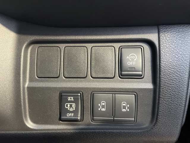 日産 セレナ ハイウェイスターVセレクションⅡ 新潟県 2018(平30)年 5.4万km マルーンレッド 2トーン ワンオーナー/純正9インチナビ(MM518D-L)/（CD/DVD/Bluetooth/Blu-ray/SD)/フルセグTV/プロパイロット/全方位カメラ/フリップダウンモニター/衝突軽減ブレーキ/レーダークルーズコントロール/レーンキープアシスト/コーナーセンサー/インテリジェントルームミラー/ビルトインETC/純正ドライブレコーダー/両側パワースライドドア/純正16インチアルミホイール/スマートキー/スペアキー1本/プッシュスタート/LEDヘッドライト/オートライト/純正フロアマット/横滑り防止装置/取扱説明書/保証書