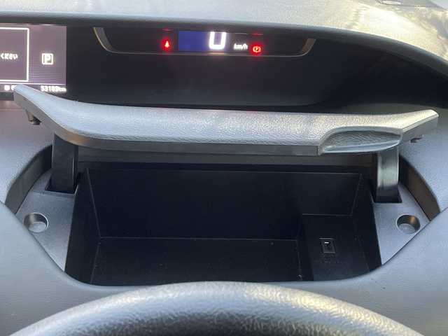 日産 セレナ ハイウェイスターVセレクションⅡ 新潟県 2018(平30)年 5.4万km マルーンレッド 2トーン ワンオーナー/純正9インチナビ(MM518D-L)/（CD/DVD/Bluetooth/Blu-ray/SD)/フルセグTV/プロパイロット/全方位カメラ/フリップダウンモニター/衝突軽減ブレーキ/レーダークルーズコントロール/レーンキープアシスト/コーナーセンサー/インテリジェントルームミラー/ビルトインETC/純正ドライブレコーダー/両側パワースライドドア/純正16インチアルミホイール/スマートキー/スペアキー1本/プッシュスタート/LEDヘッドライト/オートライト/純正フロアマット/横滑り防止装置/取扱説明書/保証書