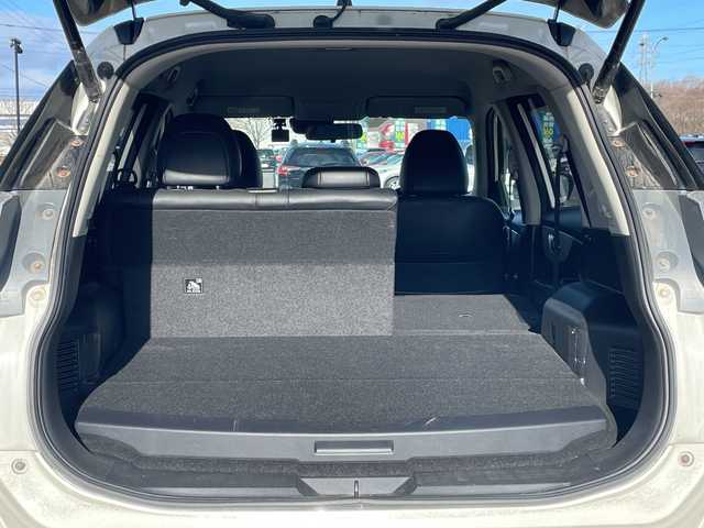 日産 エクストレイル モード・プレミア オーテック30th 道央・札幌 2016(平28)年 13.6万km ブリリアントホワイトパール ４WD/純正メーカーナビ/CD/DVD/BT/フルセグ/エマージェンシーブレーキ/横滑り防止装置/クルーズコントロール/レーンキープアシスト/パーキングアシスト/ヒルディセントコントロール/クリアランスソナー/アラウンドビューモニター/ビルトインETC/ドライブレコーダー/ECOMODE/パワーバックドア/前席シートヒーター/レザーシート/革巻きステアリング/ステアリングリモコン/プッシュスタート/スマートキー/LEDヘッドライト/オートライト/フォグランプ/電動格納ミラー/ヒーテッドドアミラー/ウィンカーミラー/純正フロアマット/ドアバイザー/スペアキー/純正フロアマット/純正AW付夏タイヤ積込/225/60/R16/2022年/山6mm