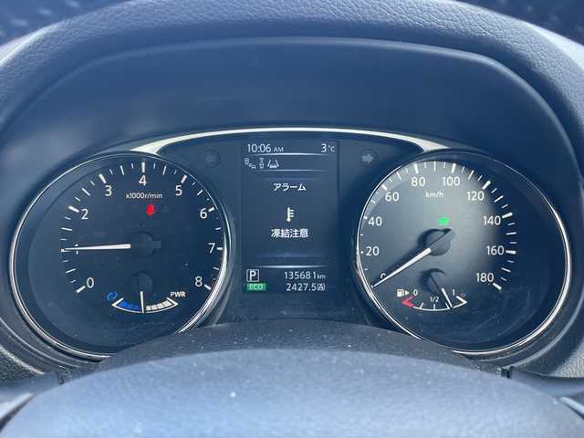 日産 エクストレイル モード・プレミア オーテック30th 道央・札幌 2016(平28)年 13.6万km ブリリアントホワイトパール ４WD/純正メーカーナビ/CD/DVD/BT/フルセグ/エマージェンシーブレーキ/横滑り防止装置/クルーズコントロール/レーンキープアシスト/パーキングアシスト/ヒルディセントコントロール/クリアランスソナー/アラウンドビューモニター/ビルトインETC/ドライブレコーダー/ECOMODE/パワーバックドア/前席シートヒーター/レザーシート/革巻きステアリング/ステアリングリモコン/プッシュスタート/スマートキー/LEDヘッドライト/オートライト/フォグランプ/電動格納ミラー/ヒーテッドドアミラー/ウィンカーミラー/純正フロアマット/ドアバイザー/スペアキー/純正フロアマット/純正AW付夏タイヤ積込/225/60/R16/2022年/山6mm