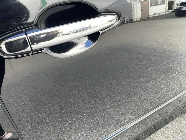 トヨタ ヴォクシー ZS 煌 大阪府 2010(平22)年 5.3万km ブラック ワンオーナー/禁煙車/純正ナビ【NHZN-W60G】/　フルセグTV/Bluetooth/CD/DVD/FM/AM/AUX/バックカメラ/10.2インチALPINE後席モニター【TMX-R2200】/デジタルインナーミラー型ドライブレコーダー【DMDR-28】/ドライブレコーダー【NX-DR200S】/ETC/パドルシフト/ステアリングスイッチ/革巻きステアリング/HIDヘッドライト/フォグランプ/ウィンカーミラー/スペアキー/記録簿：H25/26/27/29/R1/2年分あり