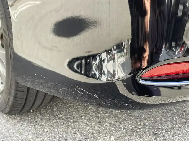 トヨタ ヴォクシー ZS 煌 大阪府 2010(平22)年 5.3万km ブラック ワンオーナー/禁煙車/純正ナビ【NHZN-W60G】/　フルセグTV/Bluetooth/CD/DVD/FM/AM/AUX/バックカメラ/10.2インチALPINE後席モニター【TMX-R2200】/デジタルインナーミラー型ドライブレコーダー【DMDR-28】/ドライブレコーダー【NX-DR200S】/ETC/パドルシフト/ステアリングスイッチ/革巻きステアリング/HIDヘッドライト/フォグランプ/ウィンカーミラー/スペアキー/記録簿：H25/26/27/29/R1/2年分あり