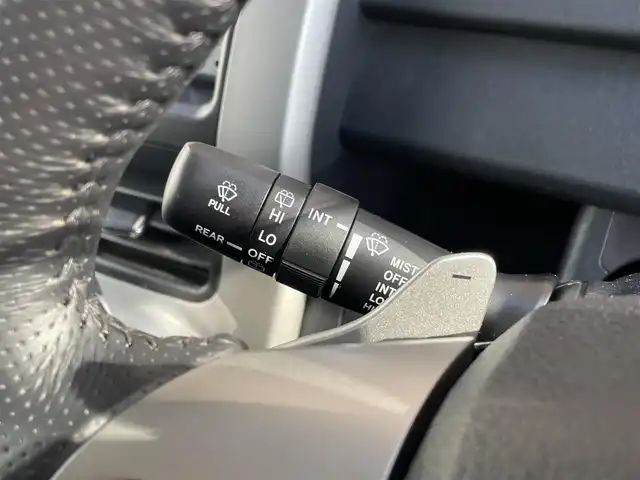 トヨタ ヴォクシー ZS 煌 大阪府 2010(平22)年 5.3万km ブラック ワンオーナー/禁煙車/純正ナビ【NHZN-W60G】/　フルセグTV/Bluetooth/CD/DVD/FM/AM/AUX/バックカメラ/10.2インチALPINE後席モニター【TMX-R2200】/デジタルインナーミラー型ドライブレコーダー【DMDR-28】/ドライブレコーダー【NX-DR200S】/ETC/パドルシフト/ステアリングスイッチ/革巻きステアリング/HIDヘッドライト/フォグランプ/ウィンカーミラー/スペアキー/記録簿：H25/26/27/29/R1/2年分あり