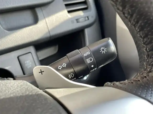 トヨタ ヴォクシー ZS 煌 大阪府 2010(平22)年 5.3万km ブラック ワンオーナー/禁煙車/純正ナビ【NHZN-W60G】/　フルセグTV/Bluetooth/CD/DVD/FM/AM/AUX/バックカメラ/10.2インチALPINE後席モニター【TMX-R2200】/デジタルインナーミラー型ドライブレコーダー【DMDR-28】/ドライブレコーダー【NX-DR200S】/ETC/パドルシフト/ステアリングスイッチ/革巻きステアリング/HIDヘッドライト/フォグランプ/ウィンカーミラー/スペアキー/記録簿：H25/26/27/29/R1/2年分あり