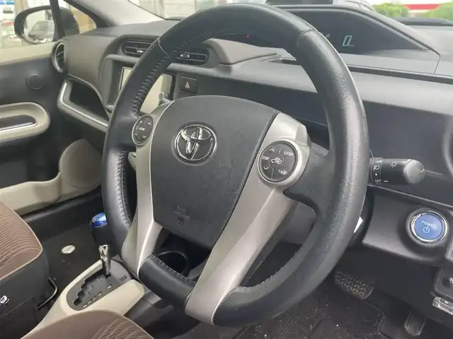 トヨタ アクア G 愛知県 2014(平26)年 7.8万km ディープアメジストマイカメタリック (株)IDOMが運営する【じしゃロン豊川店】の自社ローン専用車両になります。こちらは現金またはオートローンご利用時の価格です。自社ローンご希望の方は別途その旨お申付け下さい/ 純正メモリナビ/　◯ CD再生機能/　◯ DVD再生機能/　◯ BT対応/　◯ フルセグTV/ バックカメラ/ ETC/ プッシュスタート/ 革巻ステアリング/ ステアリングスイッチ/ ウインカーミラー/ ドアバイザー/ 純正フロアマット
