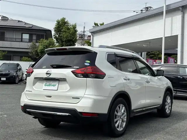 日産 エクストレイル ハイブリッド 20Xi 熊本県 2018(平30)年 3.9万km ブリリアントホワイトパール ワンオーナー/ルーフレール/純正SDナビ/【フルセグTV/CD/DVD】/バックカメラ/アラウンドビューモニター/デジタルインナーミラー/プロパイロットシステム/衝突被害軽減システム/レーダークルーズコントロール/ダウンヒルアシストコントロール/車両接近通報装置/コーナーセンサー/合皮シート/ISOFIX/電動リアゲート/純正17インチアルミホイール/オートLEDライト/オートマチックハイビーム/ビルトインETC/横滑り防止装置/盗難防止装置/純正フロアマット/プッシュスタート/スマートキー/スペアキー/取扱説明書/保証書