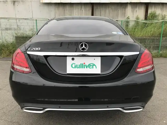 メルセデス・ベンツ Ｃ２００ アバンギャルド 富山県 2015(平27)年 6.6万km オブシディアンブラック 〇COMANDシステム/〇バックカメラ/〇レーダーセーフティパッケージ/〇パークトロニック/〇ヘッドアップディスプレイ/〇シートヒーター（運転席/助手席）/〇パワートランクリッド/〇LEDインテリジェントシステム/〇アダプティブハイビームアシストプラス/〇LEDコーナリングランプ/〇純正17インチAW/〇ブラウン木目調センターパネル/アナログ時計/〇ディンプル加工ナッパ革巻きステアリングホイール/〇無地ファブリック/合皮コンビシート/〇パワーシート（運転席メモリー付/助手席）/〇ETC/〇ドライブレコーダー/〇キーレスゴー