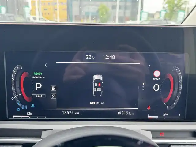 日産 オーラ G レザーエディション 愛媛県 2022(令4)年 1.9万km ガーネットレッド/スーパーブラック 2トーン 純正ナビ（フルセグTV/Bluetooth/AM/FM)/アラウンドビューモニター/ETC2.0/クルーズコントロール/AAC/ドライブレコーダー/コーナーセンサー/横滑り防止装置/レーンキープアシスト/オートライト/オートマチックハイビーム