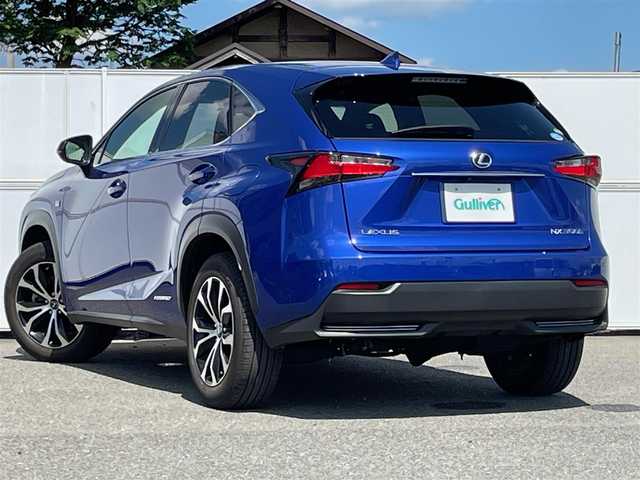 レクサス ＮＸ 300h Fスポーツ 岩手県 2015(平27)年 2.4万km エクシードブルーメタリック ４WD/レクサスセーフティーシステム/　・プリクラッシュセーフティーシステム/　・レーンディパーチャーアラート/　・レーダークルーズコントロール/　・オートマチックハイビーム/純正メモリナビ/　　CD/DVD/BD/BT/フルセグTV/AUX/ステアリングヒーター/ブラインドスポットモニター/パノラミックビューモニター/オートライト/LEDヘッドランプ/LEDデイライト/LEDフロントフォグランプ/専用革スポーツシート/前席シートヒーター/前席シートベンチレーション/純正18インチアルミホイール/パフォーマンスダンパー/スマートキー/純正ビルトインETC