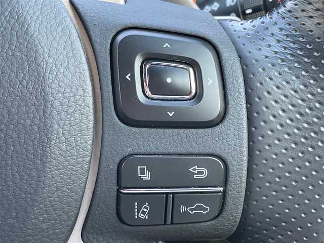 レクサス ＮＸ 300h Fスポーツ 岩手県 2015(平27)年 2.4万km エクシードブルーメタリック ４WD/レクサスセーフティーシステム/　・プリクラッシュセーフティーシステム/　・レーンディパーチャーアラート/　・レーダークルーズコントロール/　・オートマチックハイビーム/純正メモリナビ/　　CD/DVD/BD/BT/フルセグTV/AUX/ステアリングヒーター/ブラインドスポットモニター/パノラミックビューモニター/オートライト/LEDヘッドランプ/LEDデイライト/LEDフロントフォグランプ/専用革スポーツシート/前席シートヒーター/前席シートベンチレーション/純正18インチアルミホイール/パフォーマンスダンパー/スマートキー/純正ビルトインETC