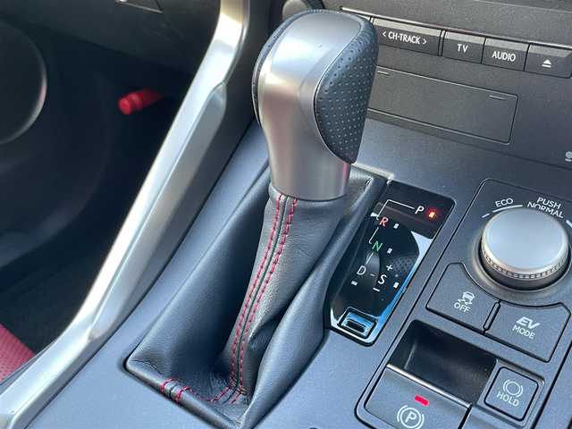 レクサス ＮＸ 300h Fスポーツ 岩手県 2015(平27)年 2.4万km エクシードブルーメタリック ４WD/レクサスセーフティーシステム/　・プリクラッシュセーフティーシステム/　・レーンディパーチャーアラート/　・レーダークルーズコントロール/　・オートマチックハイビーム/純正メモリナビ/　　CD/DVD/BD/BT/フルセグTV/AUX/ステアリングヒーター/ブラインドスポットモニター/パノラミックビューモニター/オートライト/LEDヘッドランプ/LEDデイライト/LEDフロントフォグランプ/専用革スポーツシート/前席シートヒーター/前席シートベンチレーション/純正18インチアルミホイール/パフォーマンスダンパー/スマートキー/純正ビルトインETC