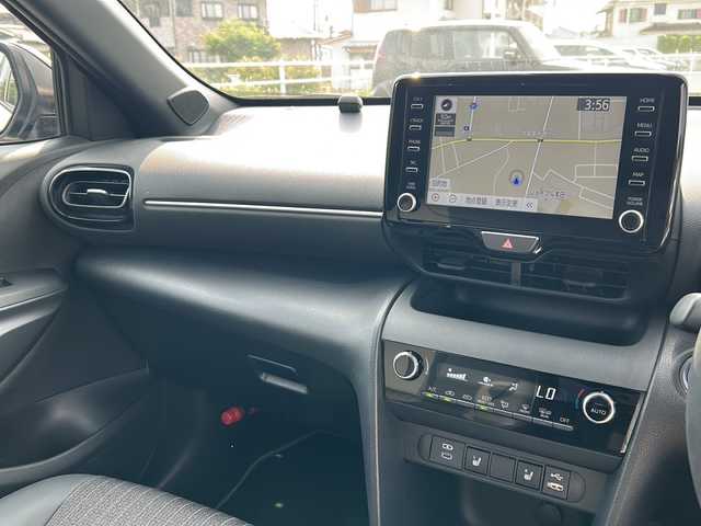 トヨタ ヤリスクロス ハイブリッド Z 茨城県 2022(令4)年 2.1万km ブラックマイカ/プラチナホワイトパールマイカ 8インチディスプレイオーディオ/TV/ナビ/トヨタセーフティセンス/・プリクラッシュセーフティ/・レーントレーシングアシスト/・レーダークルーズコントロール/・アダプティブハイビームシステム/・オートマチックハイビーム/・ロードサインアシスト/・プロアクティブドライビングアシスト/ブラインドスポットモニター/ビルトインETC2.0/前後ドライブレコーダー/純正18インチAW/運転席パワーシート/ハーフレザーシート/前席シートヒーター/オートライト/LEDヘッドライト