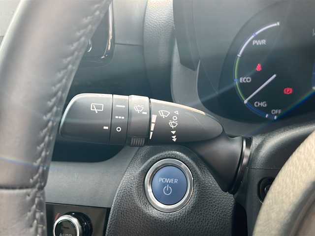 トヨタ ヤリスクロス ハイブリッド Z 茨城県 2022(令4)年 2.1万km ブラックマイカ/プラチナホワイトパールマイカ 8インチディスプレイオーディオ/TV/ナビ/トヨタセーフティセンス/・プリクラッシュセーフティ/・レーントレーシングアシスト/・レーダークルーズコントロール/・アダプティブハイビームシステム/・オートマチックハイビーム/・ロードサインアシスト/・プロアクティブドライビングアシスト/ブラインドスポットモニター/ビルトインETC2.0/前後ドライブレコーダー/純正18インチAW/運転席パワーシート/ハーフレザーシート/前席シートヒーター/オートライト/LEDヘッドライト