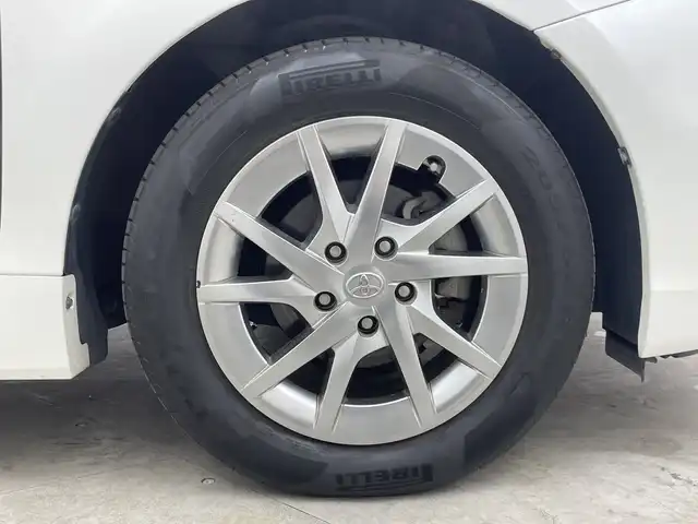 トヨタ プリウス α S チューンブラック 三重県 2014(平26)年 5.1万km パール 禁煙車　/社外８インチナビ　/フルセグＴＶ　/ＬＥＤヘッドライト　/オートライト　/エンジンスタートボタン　/スマートキー　/フォグランプ　/純正アルミ　/スマートキー　/純正フロアマット　/ＡＢＳ　/オートエアコン