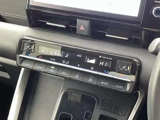 トヨタ ノア S－G 福井県 2022(令4)年 2.4万km アティチュードブラックマイカ 10.5インチメーカー純正ナビ/FM/AM/フルセグTV/Bluetooth/USB/Miracast/後席フリップダウンモニター/快適利便パッケージ/・ハンズフリーデュアルパワースライドドア/・左右独立温度コントロールフロントオートエアコン/・リヤオートエアコン/・ナノイーX/・運転席+助手席シートヒーター/・独立型センターコンソールボックス/トヨタセーフティセンス/・レーンディパーチャーアラート/・プリクラッシュセーフティ/・プロアクティブドライビングアシスト/・パーキングセンサー/・パーキングサポートブレーキ/・標識認識機能/・レーダークルーズコントロール/ＥＴＣ２．０/オートハイビーム/ＬＥＤライト/オートハイビーム/サイドカーテンエアバッグ