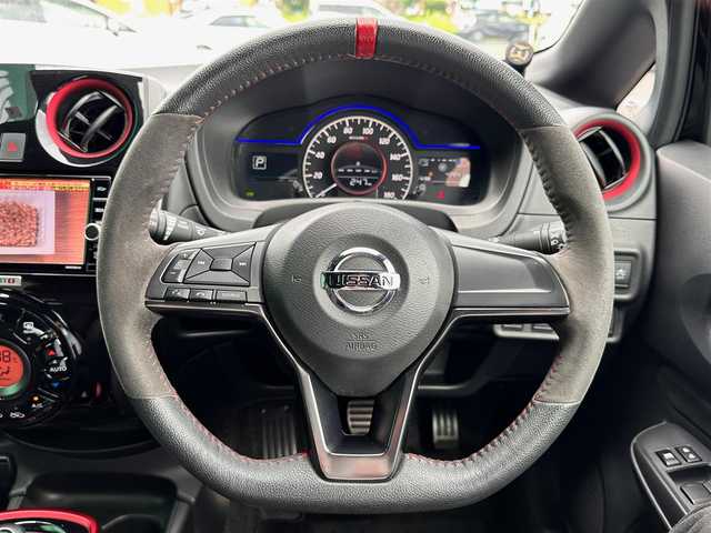 日産 ノート e－パワー ニスモ 宮城県 2020(令2)年 4.3万km スーパーブラック LEDヘッドランプ/＝＝＝/インテリジェントエマージェンシーブレーキ/車線逸脱警報/踏み間違い衝突防止アシスト/コーナーセンサー/純正ナビ（MM319D-W）/・CD/DVD/・Bluetooth/・フルセグTV/社外ツィータースピーカー/ETC/ドライブレコーダー/革巻きステアリング/ステアリングスイッチ/フォグランプ/オートライト/ハイビームアシスト/スマートキー＆プッシュスタート/電動格納ミラー/純正16インチAW/純正ドアバイザー/純正フロアマット/Wエアバッグ