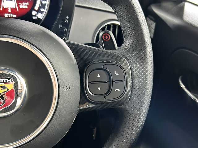 アバルト アバルト６９５Ｃ ツーリズモ 沖縄県 2024(令6)年 0.3万km ガンＭ 県外仕入/禁煙車/純正7インチディスプレイオーディオ/（ＢＴ，ラジオ，ＡｐｐｌｅＣａｒｐｌａｙ/Android Auto）/サンルーフ/ビーツサウンドシステム/パドルシフト/スポーツモード/クリアランスソナー/ビルドインＥＴＣ/オートライト/純正フロアマット/純正17インチアルミホイール/バイキセノンヘッドライト/カーテンエアバッグ