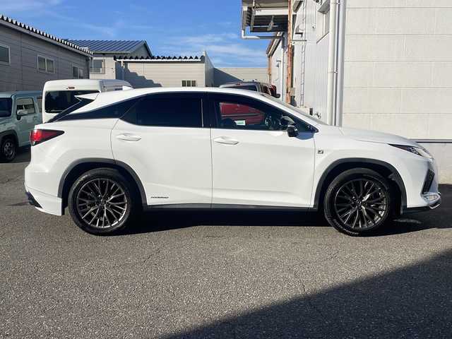 レクサス ＲＸ 450h Fスポーツ 福井県 2020(令2)年 5.1万km ホワイトノーヴァガラスフレーク ワンオーナー/４WD/TRDマフラー/TRDアンダースポイラー/メーカー純正ナビゲーション/（CD/DVD/BT）/フルセグテレビ /360°カメラ/プリクラッシュセーフティ/アダプティブクルーズコントロール/レーンキープアシスト/ブラインドスポットモニター/クリアランスソナー /赤革シート/パワーシート/エアシート/シートヒーター/純正20インチアルミホイール/パワーバックドア/LEDヘッドライト/LEDフォグランプ/USBポート/ステアリングヒーター/ステアリングリモコン/オートライト/オートハイビーム/パドルシフト/前後ドライブレコーダー /ヘッドアップティスプレイ/ETC2.0（ビルトイン）/オートリトラミラー/スマートキー/プッシュスタート/保証書