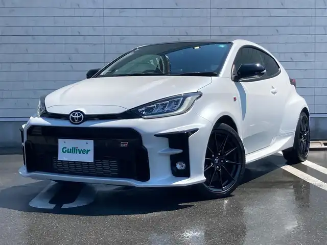 トヨタ ＧＲヤリス RZ ハイパフォーマンス 静岡県 2021(令3)年 2.2万km プラチナホワイトパールマイカ 純正ディスプレイオーディオ/　AM FM Bluetooth USB/ビルトインETC/LEDオートヘッドランプ/ハーフレザーシート/純正18インチアルミホイール/革巻きステアリング/ステアリングスイッチ/スマートキー2本/アイドリングストップ/4WDターボ/6速MT/JBLプレミアムサウンド