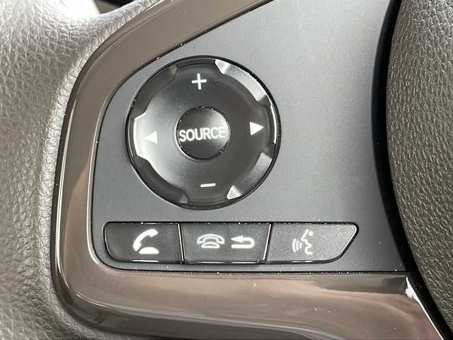 ホンダ Ｎ ＢＯＸ L 青森県 2023(令5)年 1.5万km プラチナホワイトパール 4WD/純正ナビ・フルセグTV/CD・DVD・Bluetooth・SD/バックカメラ/パワースライドドア/ホンダセンシング/衝突軽減ブレーキ/誤発進抑制機能/追従クルーズコントロール/車線維持支援システム/オートハイビーム/ビルトインETC/LEDヘッドライト/オートライト/スマートキー/プッシュスタート/スペアキー/純正フロアマット